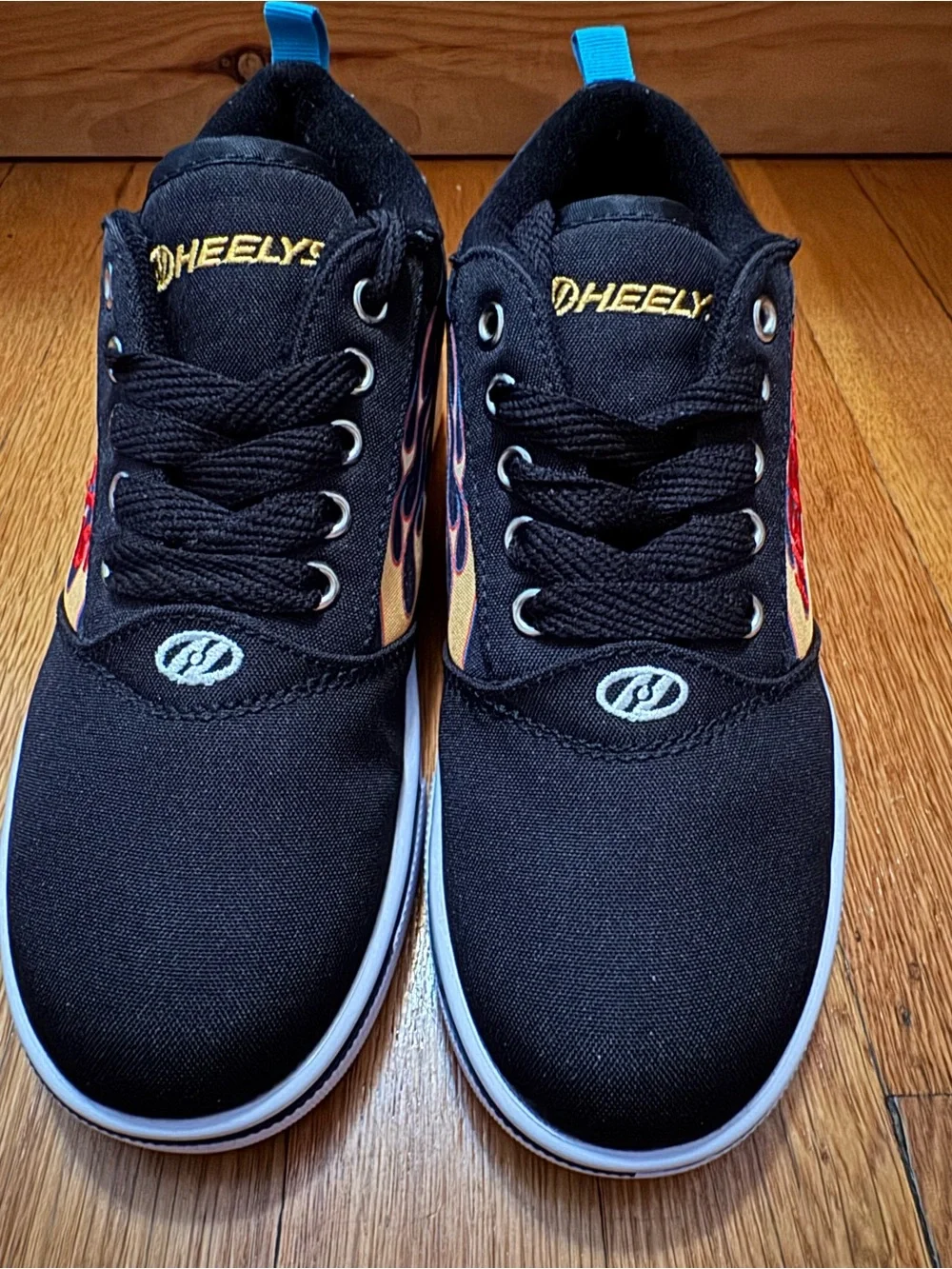 Heelys Pro 20 Prints Flame Canvas Skate Shoes with Wheels